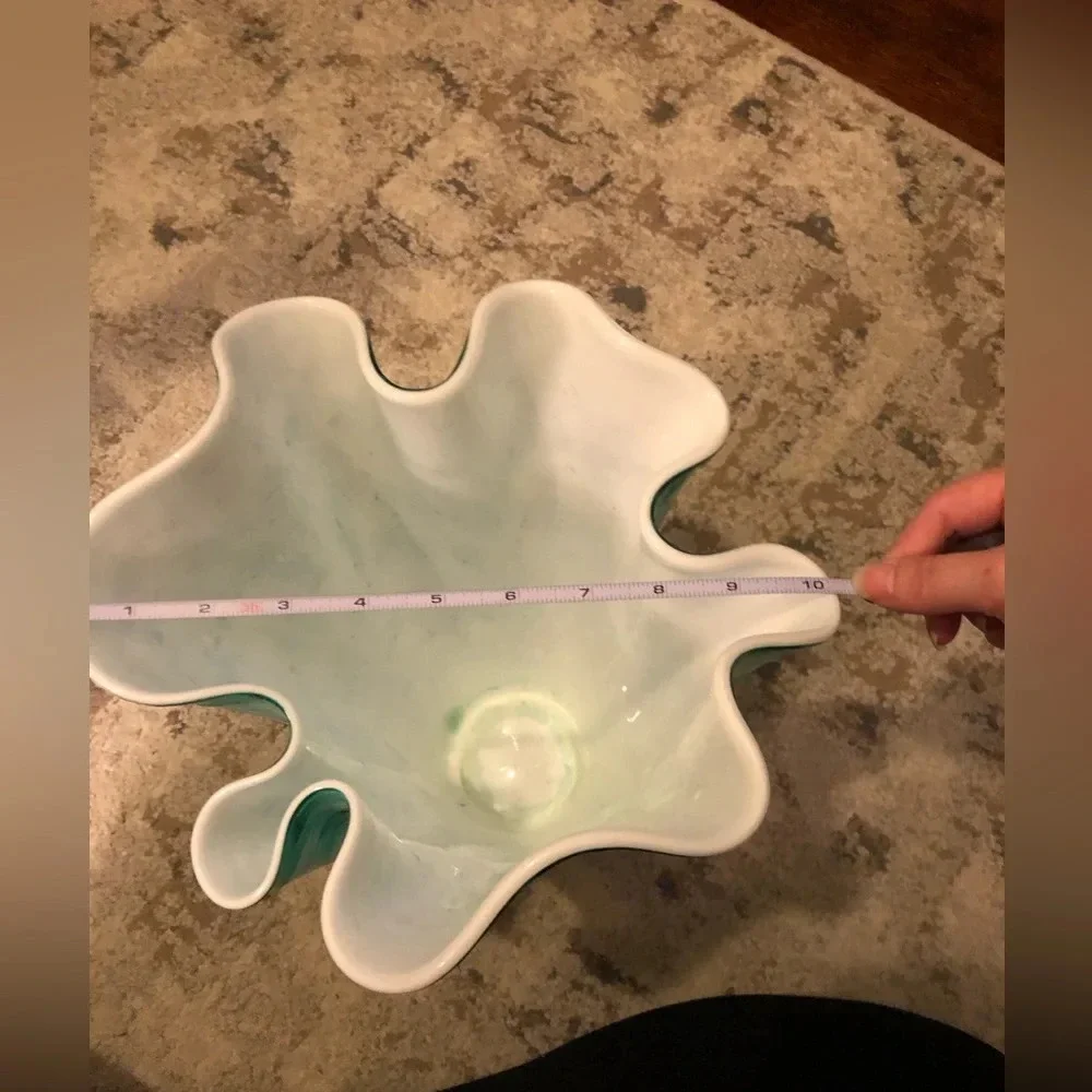 Murano Style Handblown Handkerchief Glass Vase - Picture 8 of 8